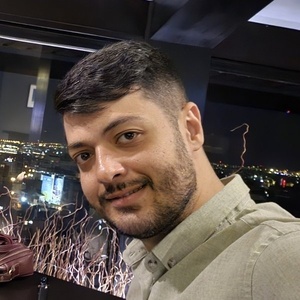 فرید واعظ زاده خطیب