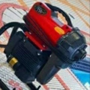 بهمن میرزایی