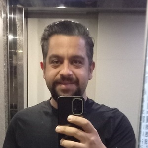 پویا پولادتن