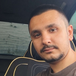 آریا حسنی نژاد پیرکوهی