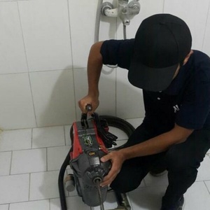 هادی تقیلونسب