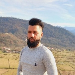 امیر عبدالهی ویشکائی