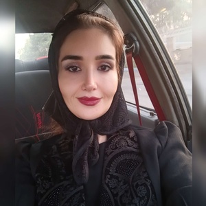مریم رستمی