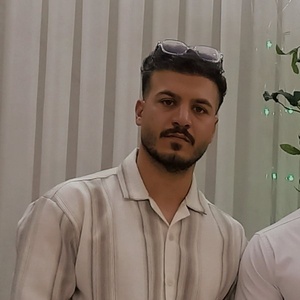 امیرحسین امیدی