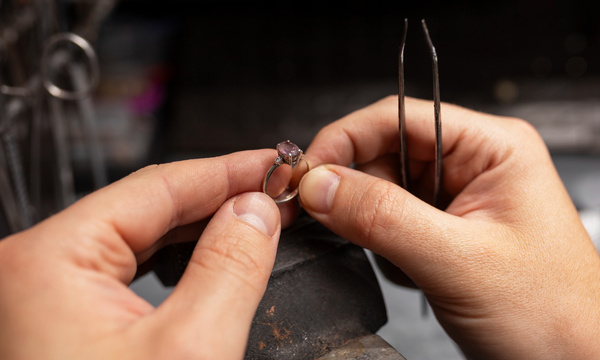 تعمیر طلا و جواهر